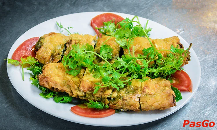 nha-hang-vươn-am-thuc-ran-rao-viet-hung-slide-3