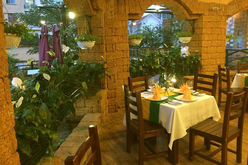 nha-hang-vuong-nuong-brazil-slide-3