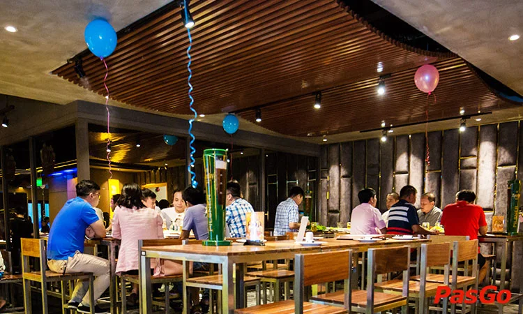 nha-hang-vuvuzela-nguyen-trai-12