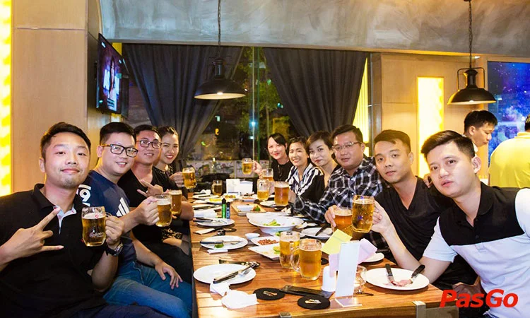 nha-hang-vuvuzela-nguyen-trai-13