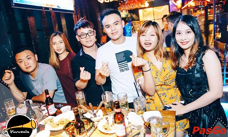 nha-hang-vuvuzela-zen-plaza-nguyen-trai-slide-5