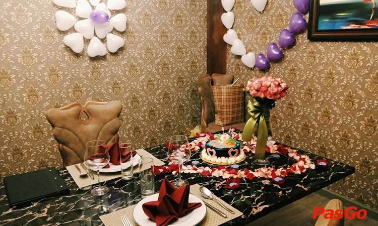 nha-hang-wine-steak-nguyen-khanh-toan-slide-10