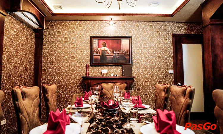 nha-hang-wine-steak-nguyen-khanh-toan-slide-11