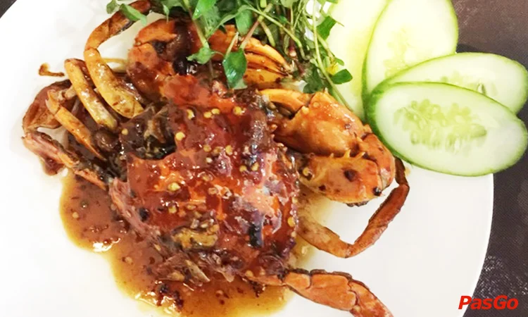 nha-hang-xom-hon-chong-pham-van-dong-10