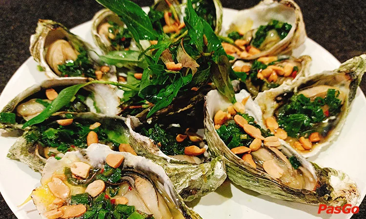 nha-hang-xom-hon-chong-pham-van-dong-7