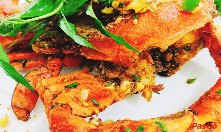 nha-hang-xom-hon-chong-pham-van-dong-9