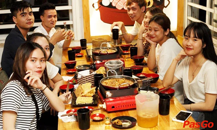 nha-hang-xuyt-xoa-xi-xup-dang-tien-dong-11