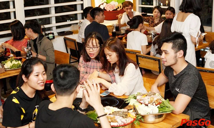 nha-hang-xuyt-xoa-xi-xup-dang-tien-dong-12