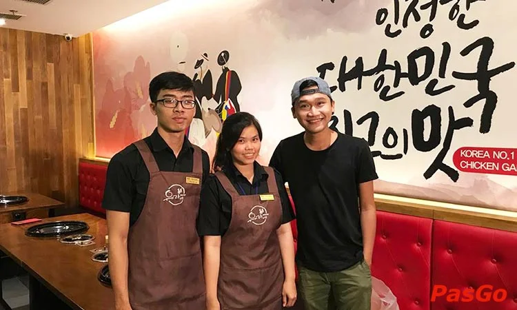 nha-hang-yoogane-chicken-galbi-aeon-mall-binh-tan-12