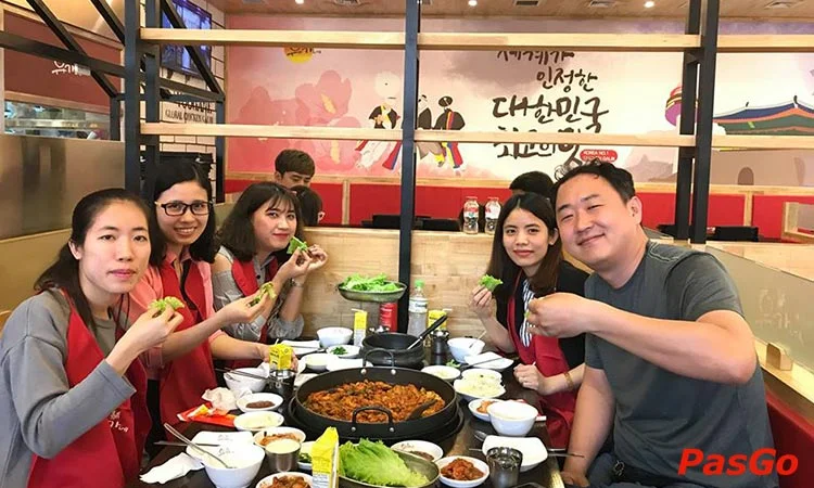 nha-hang-yoogane-chicken-galbi-aeon-mall-long-bien-12