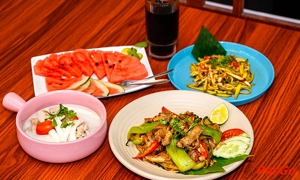 Nhà hàng Yum in Thai Nguyễn Văn Lộc Ẩm thực đường phố Thái Lan 4