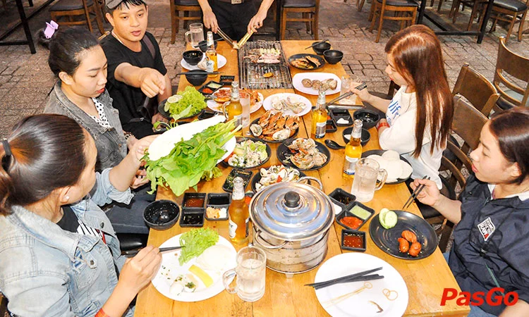 nha-hang-zallo-hon-chong-12