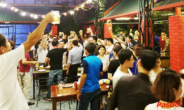 nha-hang-zamba-beer-&-bbq-yen-lang-11