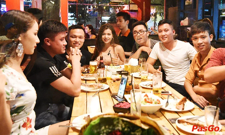 nha-hang-zamba-beer-&-bbq-yen-lang-12