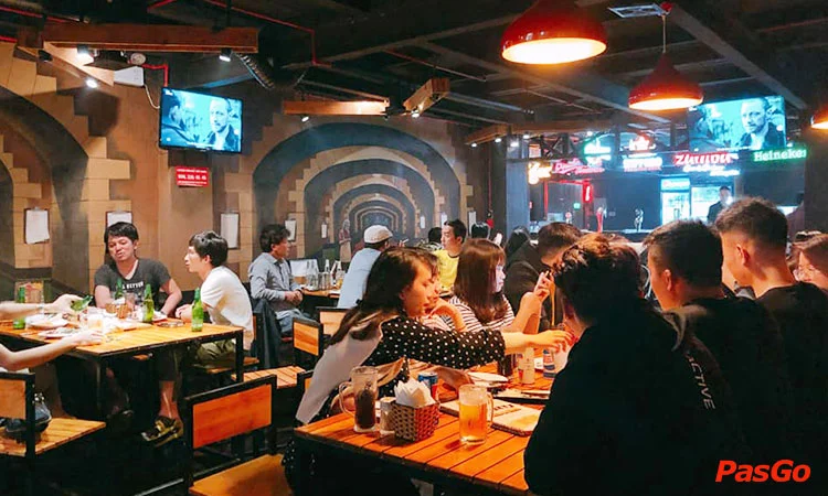 nha-hang-zamba-beer-dong-cac-11