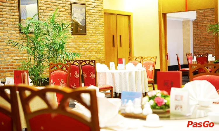 nha-hang-zhong-hua-hoel-du-parc-hanoi-11