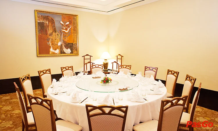 nha-hang-zhong-hua-hoel-du-parc-hanoi-12