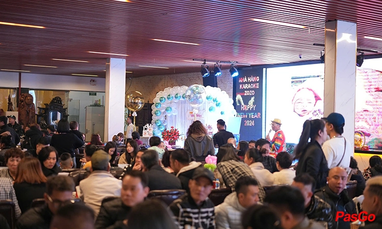 nha-hang-zozo-duong-lang-15