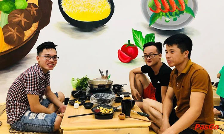 nha-hang-zumi-lau-buffet-giai-phong-11