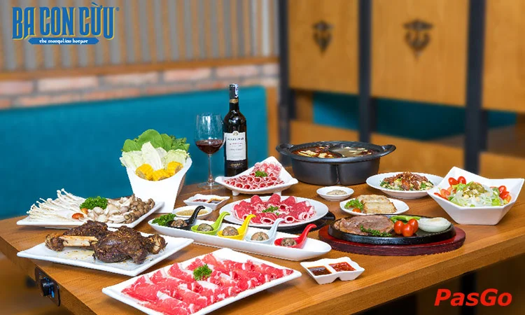 nha-hanh-ba-con-cuu-cao-thang-slide-2