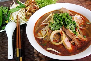 nha-hue-restaurant-huong-vi-mien-trung-kho-phai-4