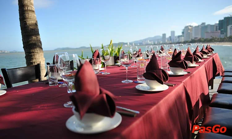 nha-trang-view-restaurant-tran-phu-12
