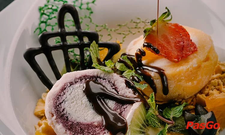 omg-rooftop-bar-silverland-central-hotel-quan-1-12