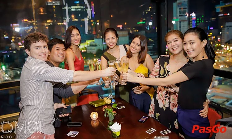 omg-rooftop-bar-silverland-central-hotel-quan-1-4