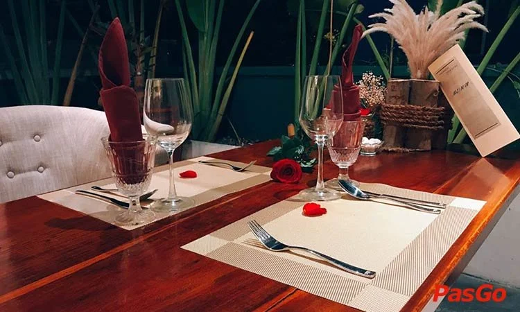 paramount-steak-&-coffee-quang-trung-4