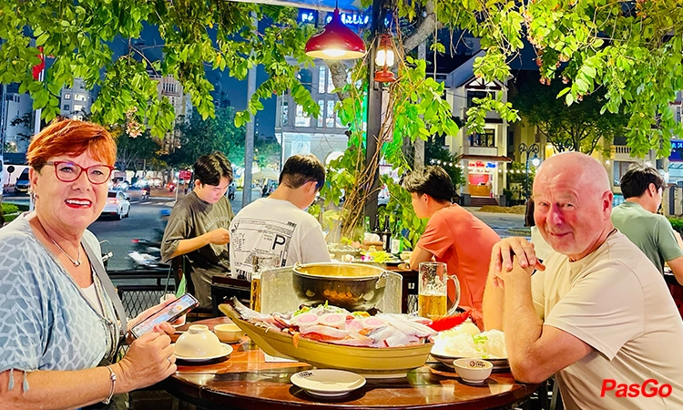 Phố Nướng Tokyo Phạm Văn Đồng 14