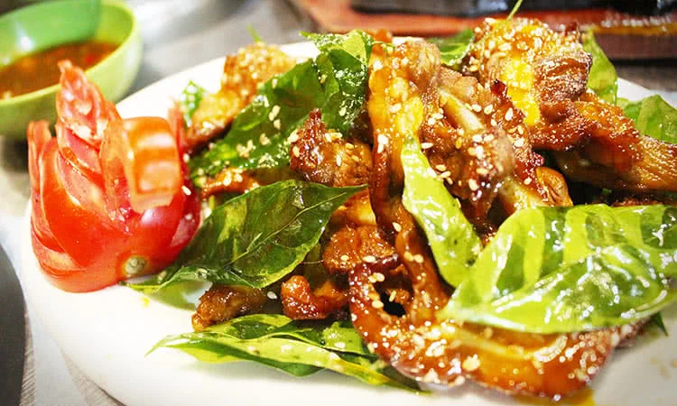 phui-quan-74-tran-hung-dao-nhau-kieu-phui-cuc-chat-6