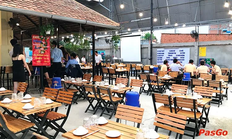 quan-336-pham-van-dong-anh-slide-11