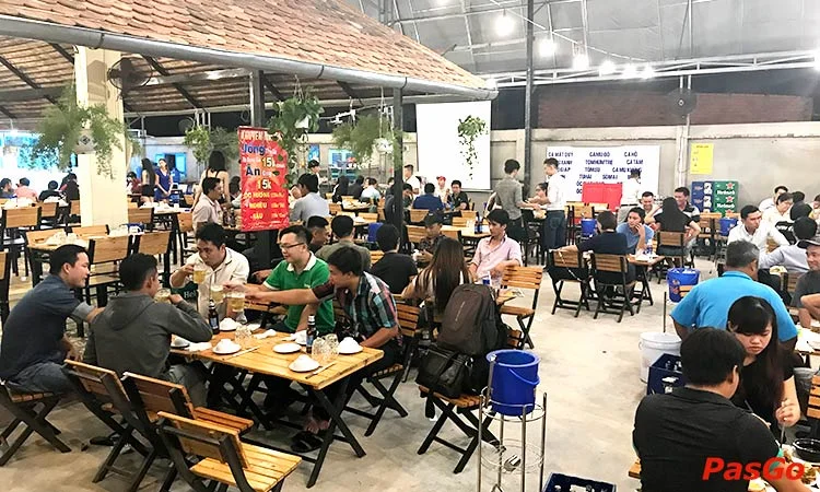 quan-336-pham-van-dong-anh-slide-12