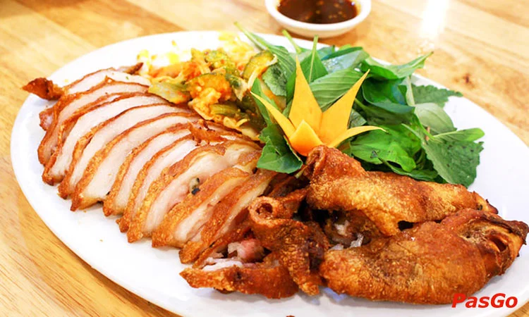 quan-336-pham-van-dong-anh-slide-7