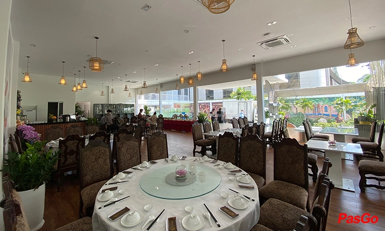 quan-an-ngon-nguyen-thi-minh-khai-14