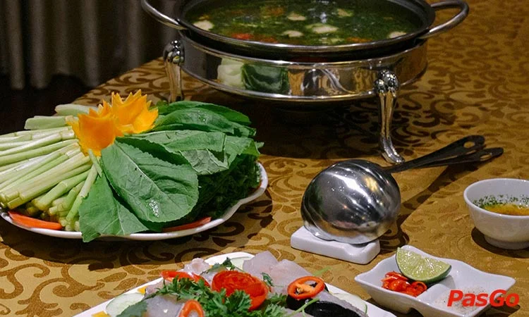 quan-ca-phien-hoan-viet-tri-truc-bach-7