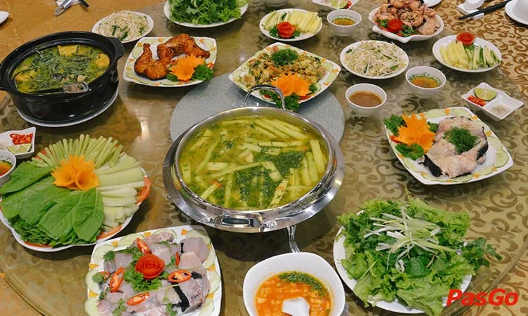 quan-ca-phien-hoan-viet-tri-truc-bach-8