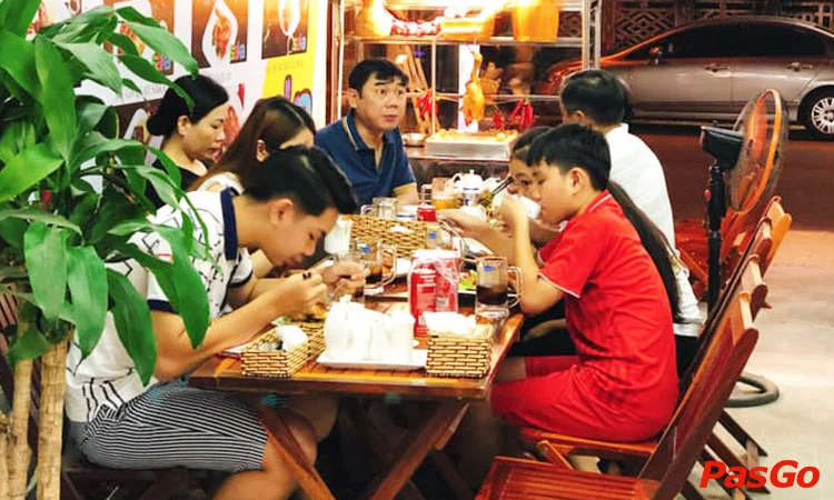 quan-ga-ngon-saka-hoang-dieu-11