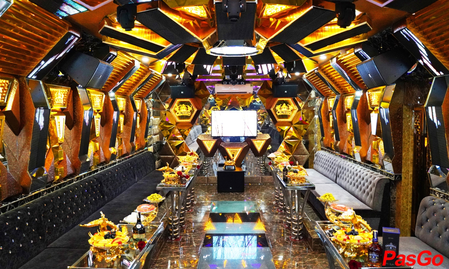 Queen Palace Karaoke 9