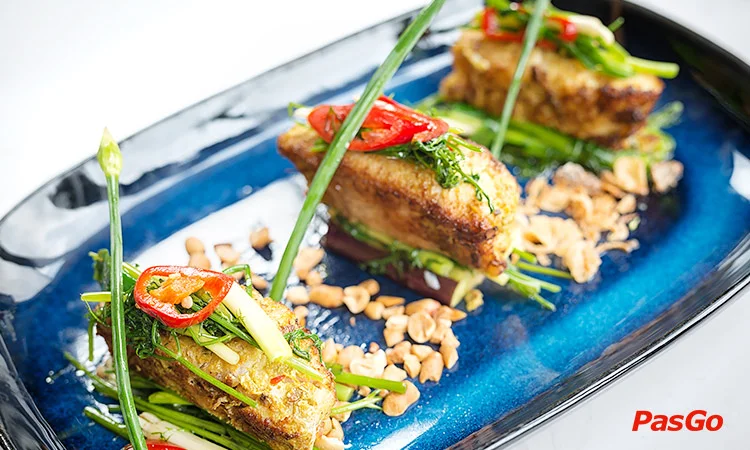 red-bean-trendy-restaurant-nguyen-quang-bich-4