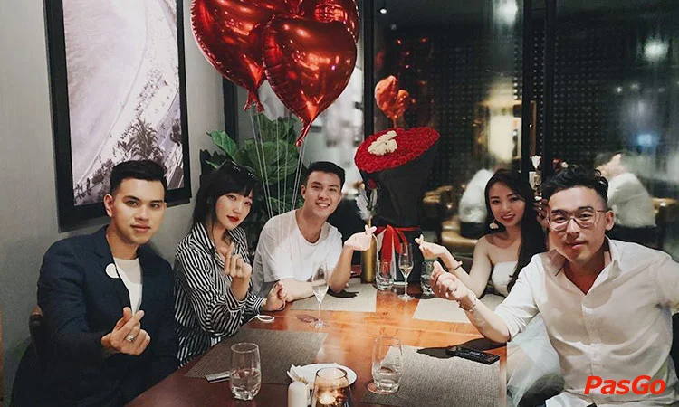 rico-seafood-&-grill-tang-bat-ho-10