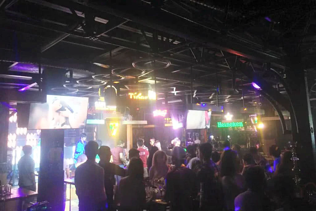 seven-beer-club-cuoc-vui-day-soi-dong-11