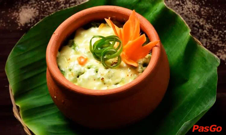 shamballa-vegetarian-restaurant-&-tea-house-trinh-van-can-11