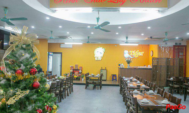 slide-anh-ba-pho-duc-chinh-11