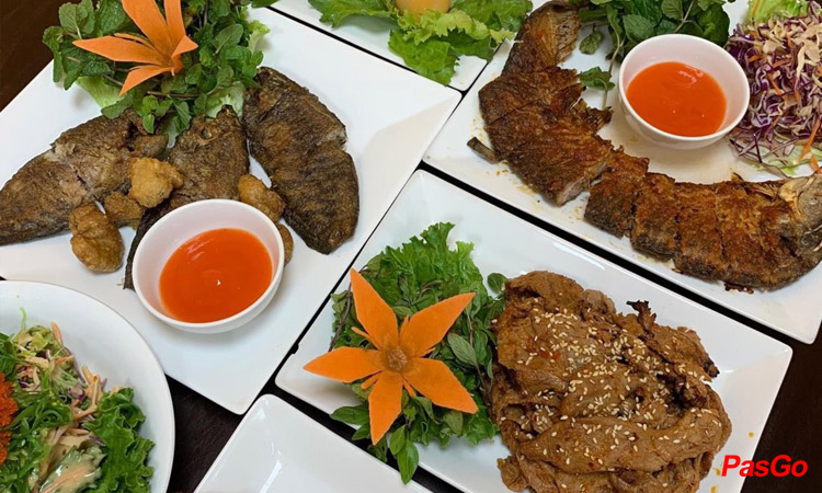 Slide cẩm thạch 5