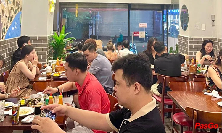 slide-cow-express-le-van-sy-11