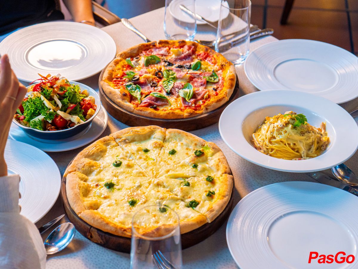 slide Don Cipriani's 9