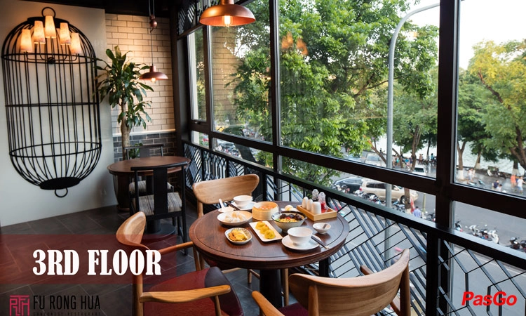 slide-fu-rong-hua-dinh-tien-hoang-11