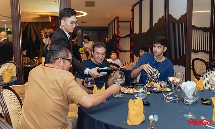 slide-full-moon-doi-can-12