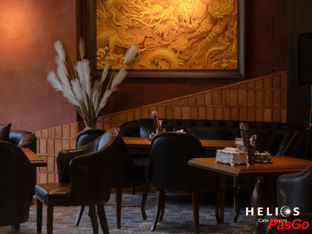 slide helios cafe & bistro 20